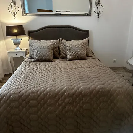 Apartment Apartamencik Krolewiecka *