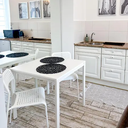 Apartamencik Krolewiecka Apartment *